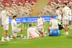 الخضر يجرون آخر حصة تدريبية بملعب حملاوي في قسنطينة