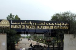 بالذكاء الاصطناعي ..طلبة يطورون نظام جمع النفايات بجامعة باب الزوار