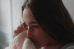 مصير أختي مرهون بتنازلي.. محرجة أنا لكنني هل أهدم بيتها؟