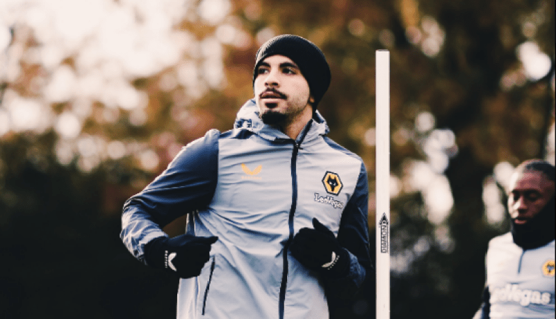 آيت نوري يتعافى ويلتحق بتدريبات “الوولفز”