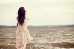 كيف أتصرف مع حب لا أعرف له سبيلا؟