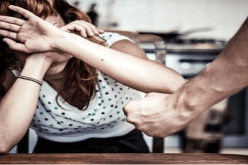 شحّه العاطفي أكبر نقطة سوداء في حياتي