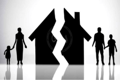 بعد الطلاق خائفة على مستقبل بناتي..