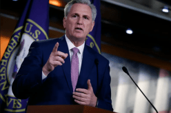 لأول مرة في التاريخ.. عزل رئيس مجلس النواب الأمريكي