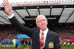 الأسطورة بوبي تشارلتون يفارق الحياة