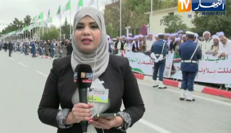 بالفيديو.. حشود من المواطنين في انتظار الرئيس تبون بالجلفة