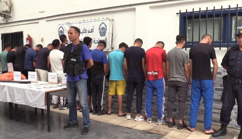 المدية: الأمن يطيح بشبكات إجرامية تُتاجر بالمخدرات وتوقيف 18 شخصا
