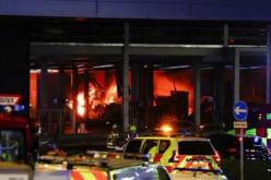 حريق في مطار لندن.. 6 ضحايا وتعليق الرحلات