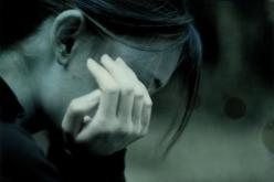 ضحيت من أجله بالغالي والنفيس ففجعني بأنه باعني بأبخس الأثمان