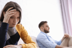 بالرغم من جسيم تضحياتي زوجي يقزم من عطاءاتي