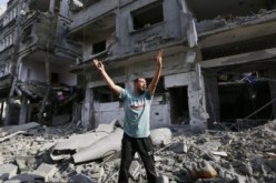 بالفيديو.. إجراء عملية جراحية لأسيرة اسرائيلية