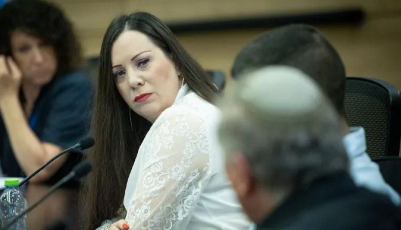 نائبة صهيونية تدعو جيش الكيان لاستخدام السلاح النووي في غزة