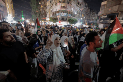 غضب شعبي يعم العالم بعد مجزرة مستشفى غزة