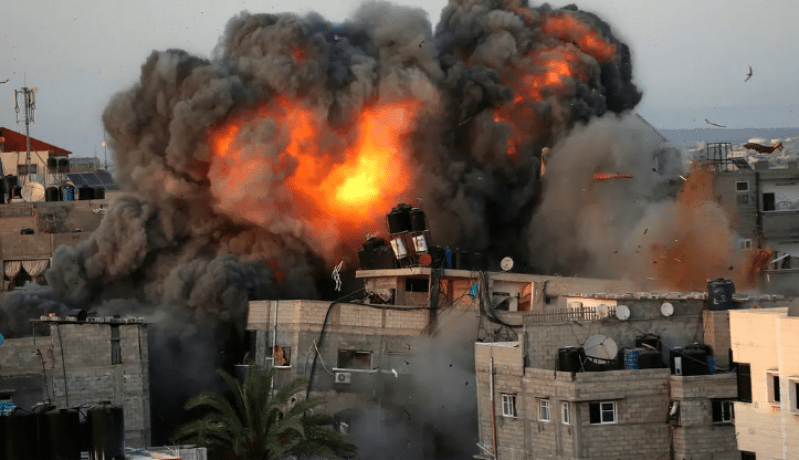 غزة.. ارتفاع حصيلة شهداء العدوان الصهيوني إلى 320 شهيدا