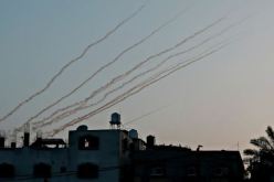 المقاومة تقصف مواقع عسكرية لجيش الإحتلال بضربات صاروخية وقذائف الهاون