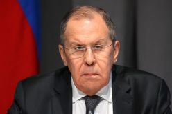لافروف: روسيا مستعدة للمساهمة في تسوية الوضع حول إيران