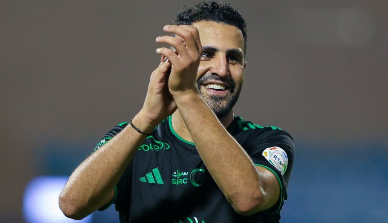 محرز ينفرد برقم خاص في الدوري السعودي