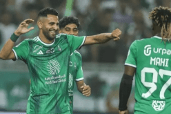 محرز يعبر عن سعادته بالفوز بداربي جدة