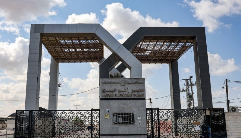 خروج قرابة 500 فلسطيني حاملي الجنسيات المزدوجة عبر معبر رفح
