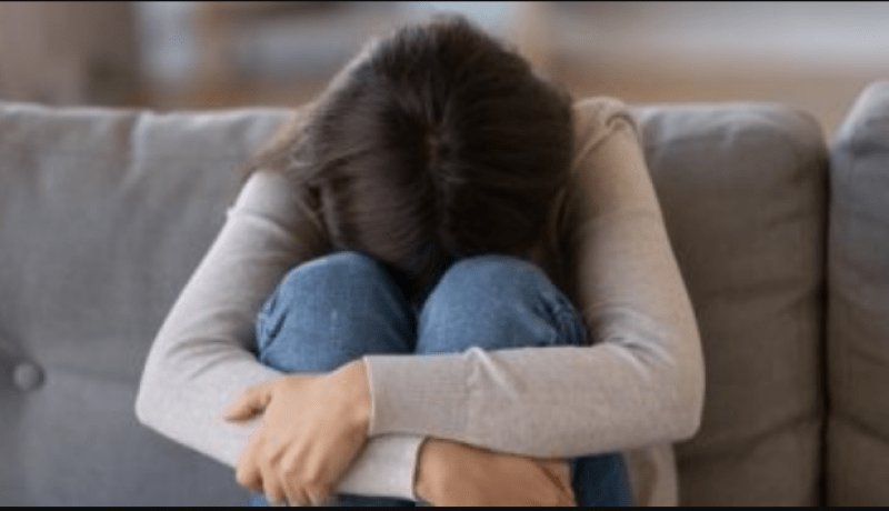 أشعر بالوحدة والفراغ في هذا العالم المكتظ..