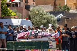 بعد تجاهل “المخزن” لهم عقب الزلزال.. وفاة 25 شخصا بدون مأوى بسبب البرد القارس بإقليم الحوز 