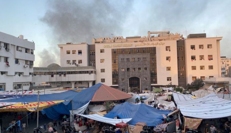 مدير وزارة الصحة في غزة: مستشفى الشفاء يتعرض لقصف عنيف منذ ساعتين