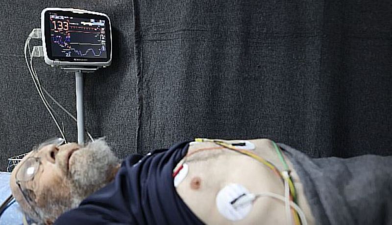 لخطورة وضعهم.. المقاومة تعلن نقلها أسرى صهاينة لمراكز رعاية للعلاج