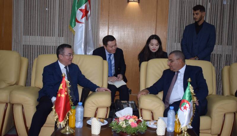 لتبادل التعاون الشراكة والخبرات.. وفد صيني يحل بعنابة