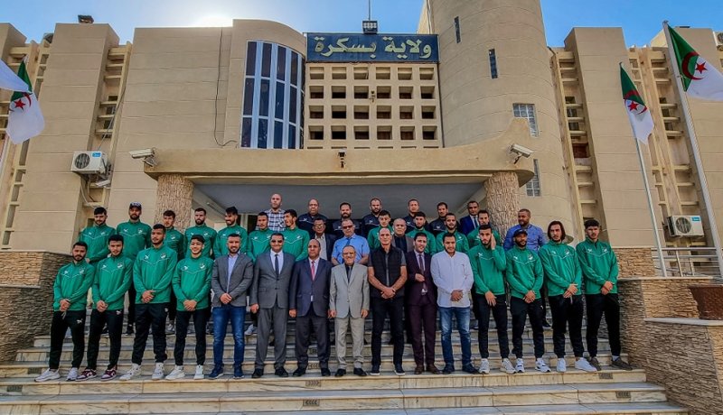 الوالي سداس يستقبل المسؤولين عن فريق إتحاد بسكرة