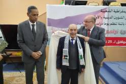 بلمهدي يُكرّم المجاهد عقيد جيش التحرير الوطني محمود بن سبع