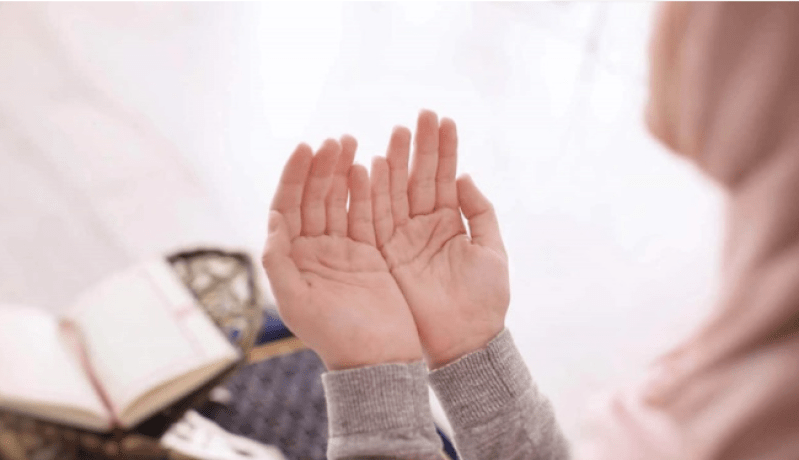 لا تنسوا الدعاء فهو عبادة يحبها الله
