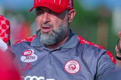 بالصور.. بن شيخة يشرف على أول حصة تدريبية له مع سيمبا التنزاني