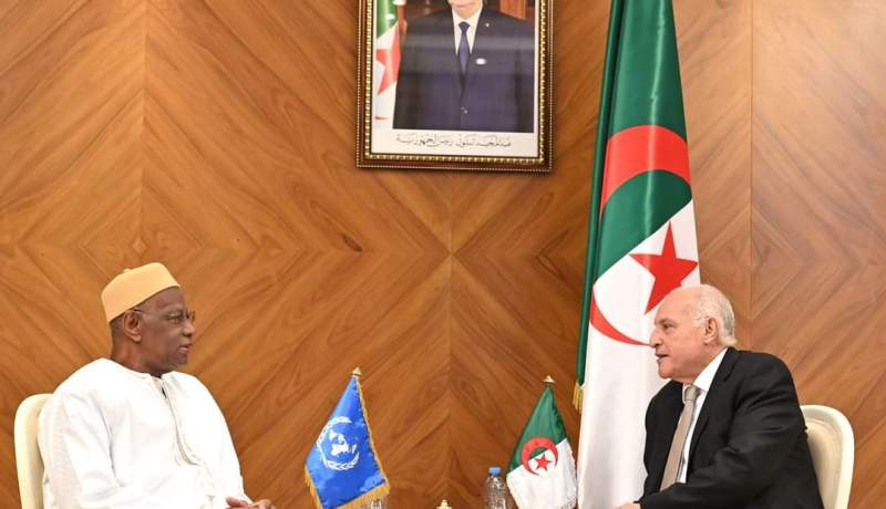 بالصور: عطاف يستقبل الممثل الخاص للأمين العام ورئيس بعثة الأمم المتحدة في ليبيا