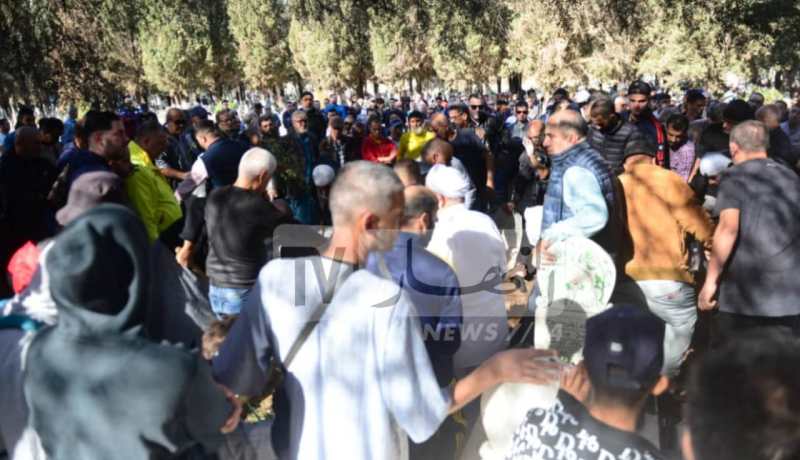 بالصور.. العائلة الرياضية الجزائرية تشيع جنازة الفقيد محمد العايب