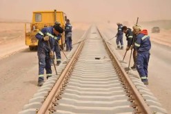 الرئيس تبون يضع حجر الأساس لإنجاز خط السكة الحديدية “بشار-تندوف-غار جبيلات”