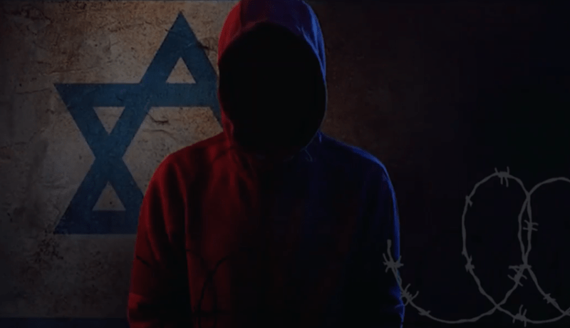 حماس تعرض لقطات مصورة من اعترافات فلسطيني عمل جاسوسا للمخابرات الصهيونية
