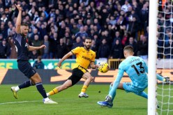 آيت نوري ينفرد برقم مميز في الدوري الانجليزي