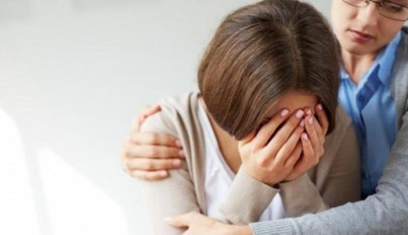 تزوج من أخرى طمعا في مالها لكنه ندم وعاد يطلب الوصال
