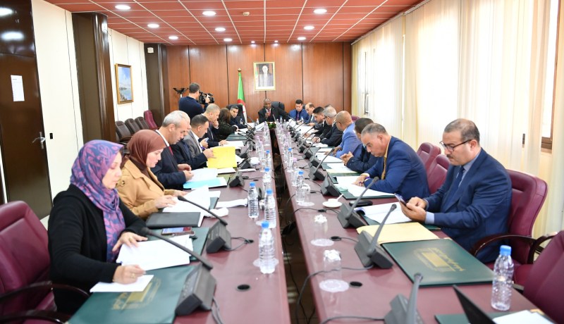 اقتراح 18 تعديلا على مشروع القانون المتعلق بمكافحة التزوير واستعمال المزور