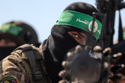 كتائب القسام تنشر تلميحات إلى تمكّن عناصرها من أسر جنود صهاينة