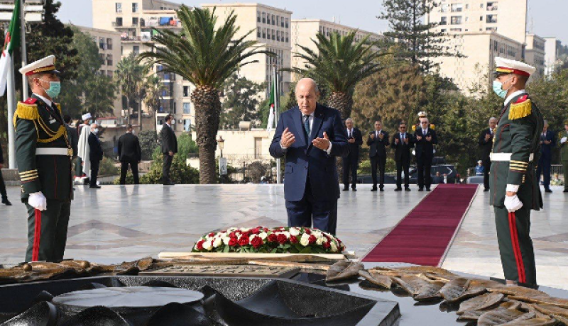 رئيس الجمهورية يترحم على أرواح الشهداء بمقام الشهيد