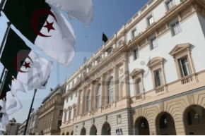 مجلس الأمة يثمن توجيهات الرئيس تبون ويضبط رزنامة العمل التشريعي