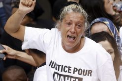 بعد إطلاق سراح قاتل ابنها.. والدة الشاب الجزائري “نائل” تخرج عن صمتها