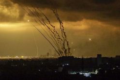 المقاومة تقصف “تل أبيب” برشقة صاروخية وانفجارات كبيرة تهز المدينة