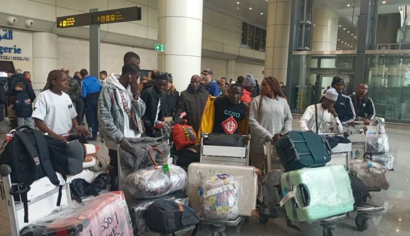 إستقبال دفعة من طلبة الكاميرون في إطار وسم “أدرس بالجزائر”