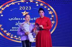 وزيرة الثقافة تكرم كيليا نمور أحسن رياضية لسنة 2023