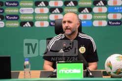 بلماضي: “عمورة يحظى بعروض من عدة أندية وسيكون لديه خيارات أخرى”