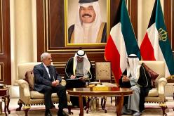 الوزير الأول ينقل تعازي رئيس الجمهورية لأمير دولة الكويت 