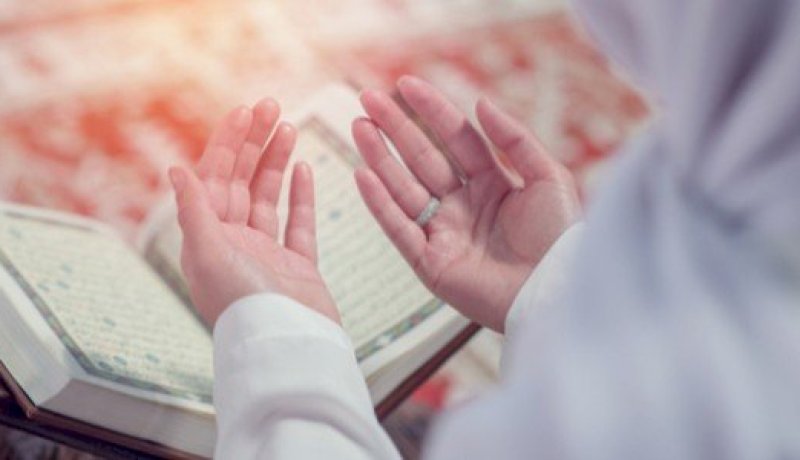 مؤونة للعاقل وتذكير للغافل.. لا تقرأ الفاتحة بسرعة