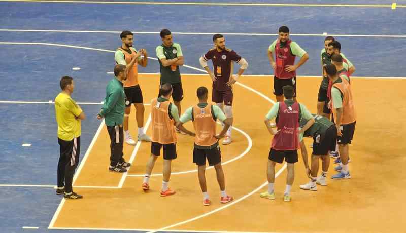 الفاف تعلن تغيير مكان خوض وديتي منتخب “الفوتسال” أمام دومينيكان